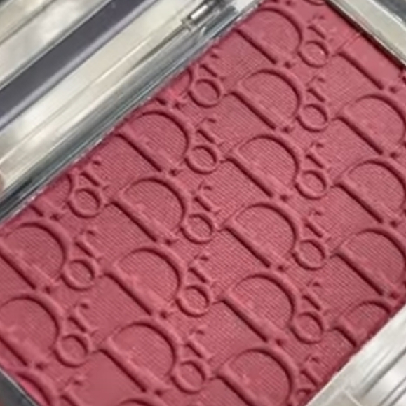 DIOR 💕ROSY GLOW BLUSH 012 ROSEWOOD. BNIB. ONE LEFT - Picture 4 of 6